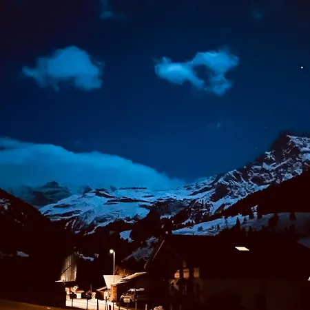 Blueemlisalp-huus Im *